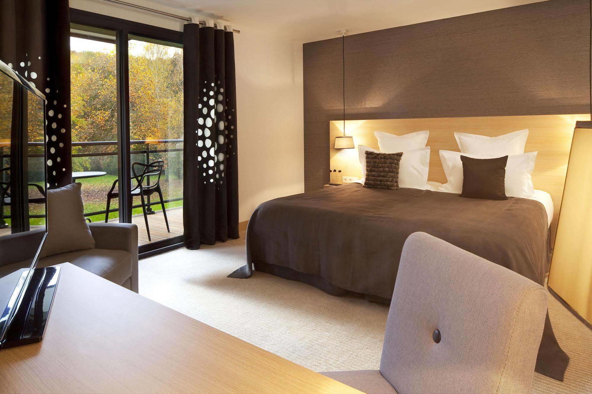 L'Aubiniere Hotel Restaurant & Spa Saint-Ouen-les-Vignes Kültér fotó