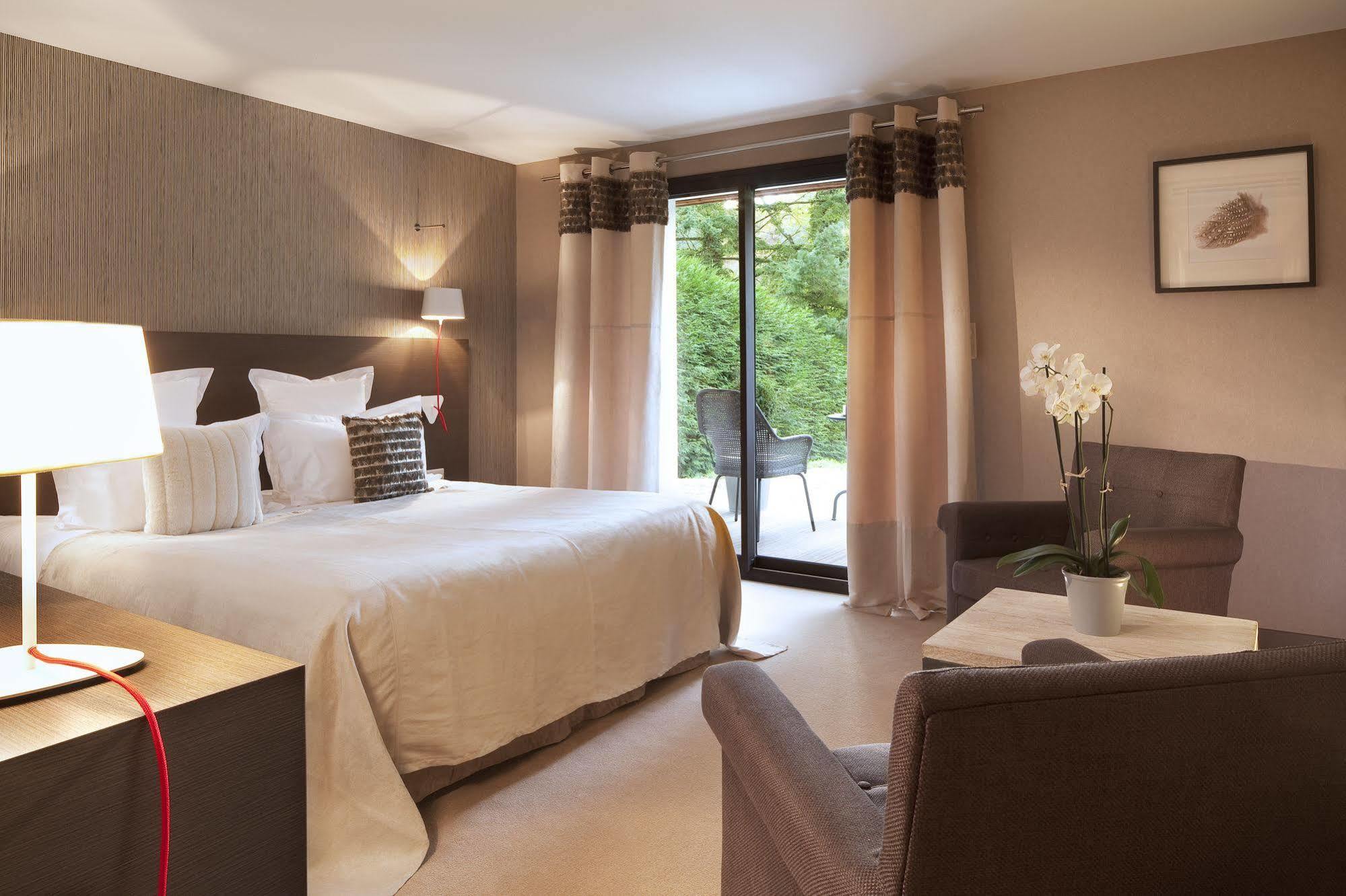 L'Aubiniere Hotel Restaurant & Spa Saint-Ouen-les-Vignes Kültér fotó