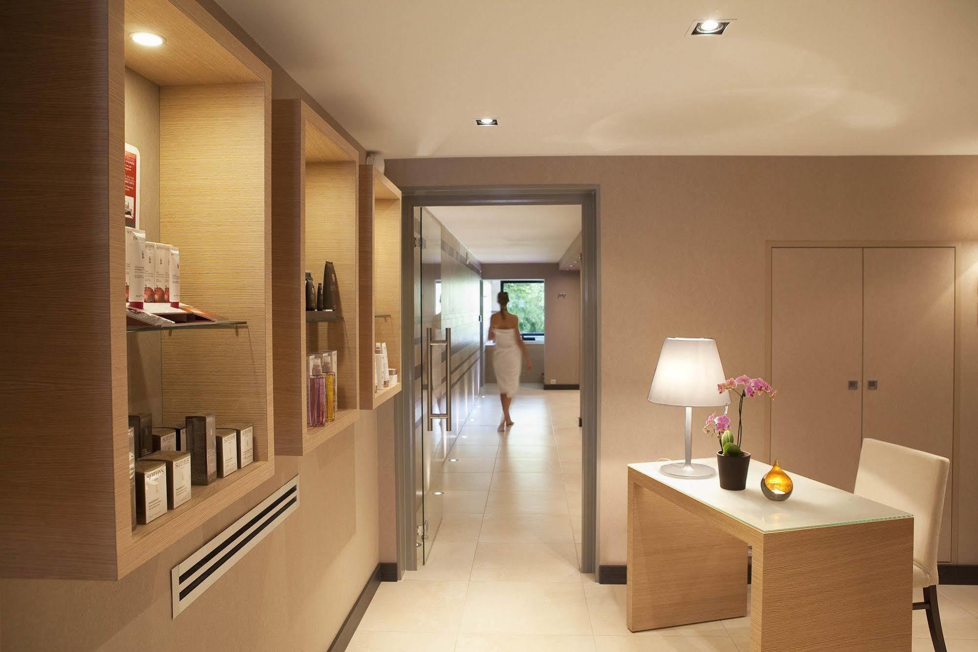 L'Aubiniere Hotel Restaurant & Spa Saint-Ouen-les-Vignes Kültér fotó
